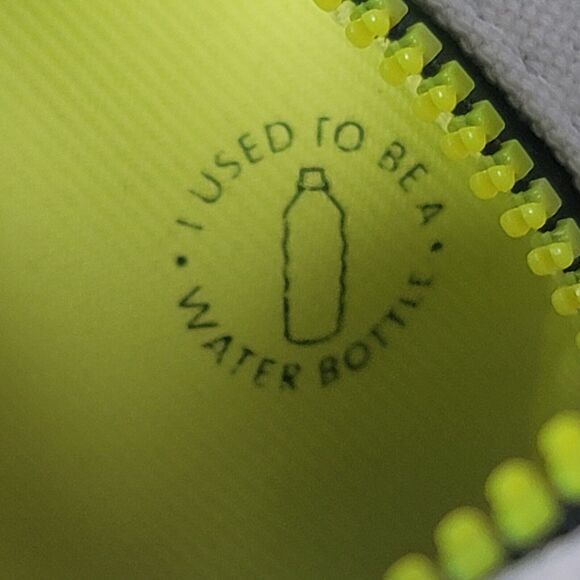 Lululemon Saje Aroma Therapy Diffuser Zipper Pouch Case Bag Wallet Cream - Picture 8 of 9